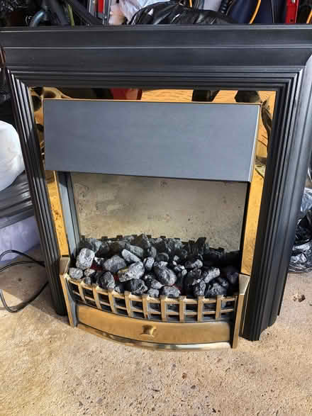 Photo of free Electric fire (Linslade, LU7) #1