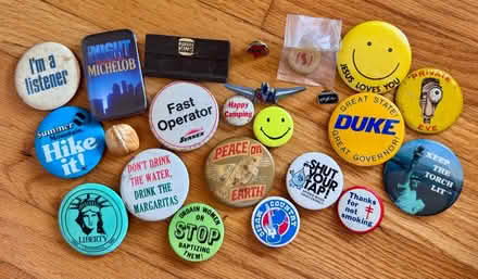Photo of free Buttons (Santa Paula) #1