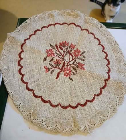 Photo of free Pretty table mat (Minster Lovell OX29) #1