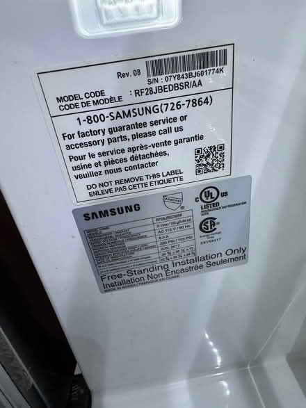 Photo of free samsung fridge must go today (arlington heights) #1