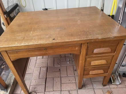 Photo of free Oak Desk (Elmvale Acres) #1