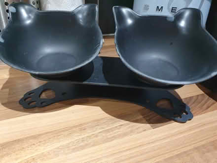 Photo of free Old Cat Food bowls (RG23 Winklebury) #2