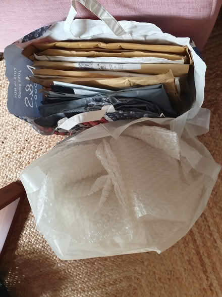 Photo of free Mailing Bags Jiffy Bags bubble wrap (RG23 Winklebury) #1