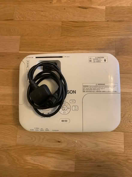 Photo of free epson projector (Maida Vale W9) #2