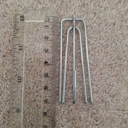 Photo of free x20 heavy duty metal curtain hooks (Snaresbrook E11) #1