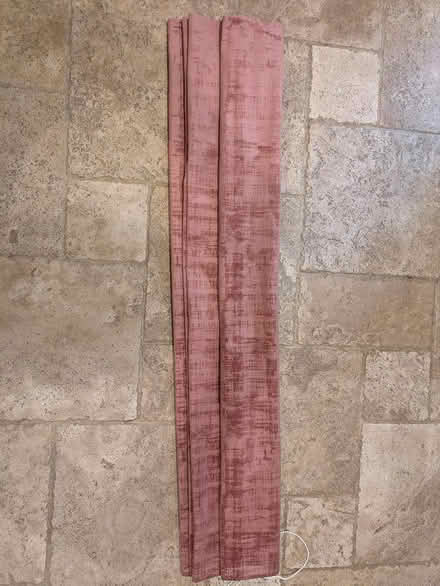 Photo of free Pink Roman blind (Kislingbury NN7) #1