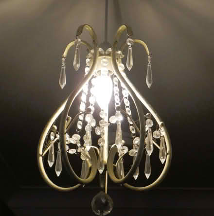 Photo of free chandalier lights (Whitehill SG4) #2