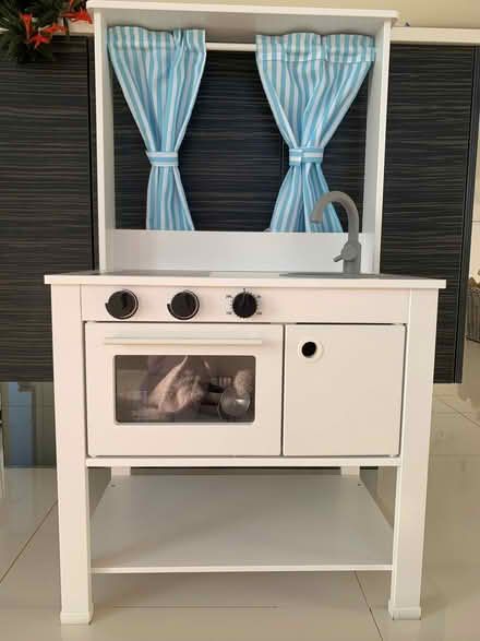 Photo of free Kid's Wooden Play Kitchen (Newport HU15) #1