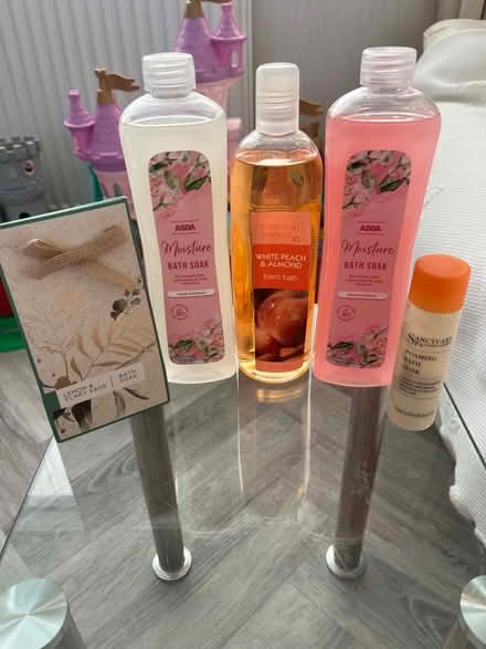 Photo of free Bubble bath (Woodchurch CH49) #1