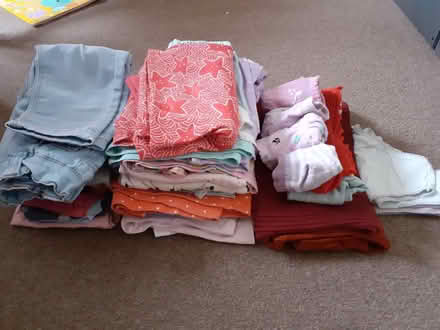 Photo of free 3-4yr girls clothes (Panshanger AL7) #1