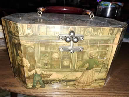 Photo of free Vintage Decoupage AnnieLaurie Purse (Brightwood-Takoma) #1
