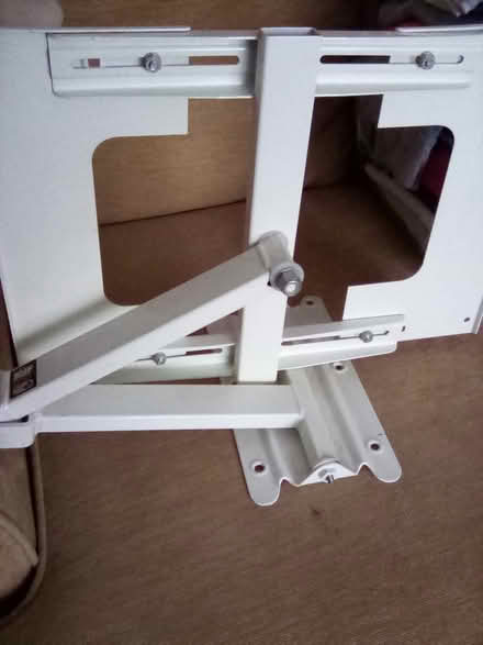 Photo of free TV wall bracket (CT9) #3