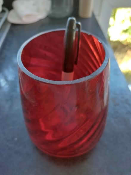 Photo of free Red glass pot (Roseacre ME15) #1