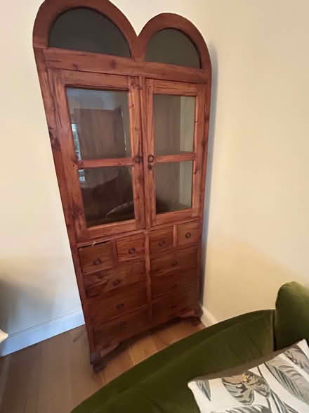 Photo of free Display cabinet in dark wood. (Potten End HP4) #2