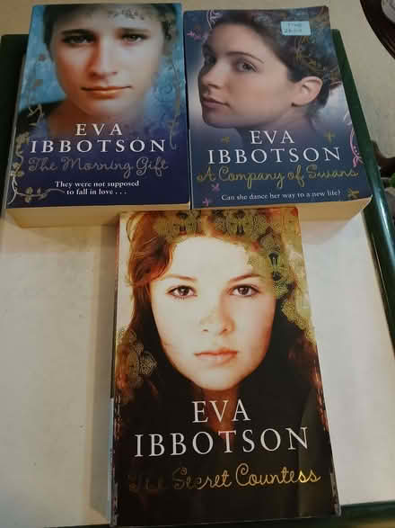 Photo of free 3 young adult novels. (Minster Lovell OX29) #1