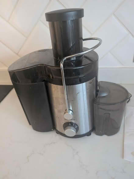 Photo of free Reemix Power Juicer (Orpington BR5) #1