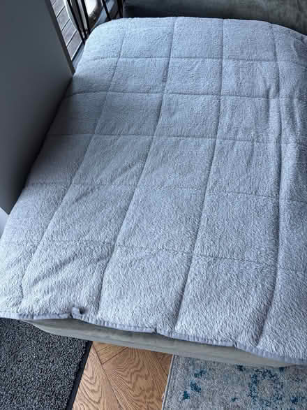 Photo of free Weighted Blanket (N4 - Finsbury Park) #1