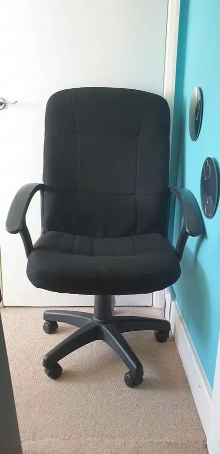 Photo of free Computer chair (Mansfield Woodhouse NG19 8EU) #3