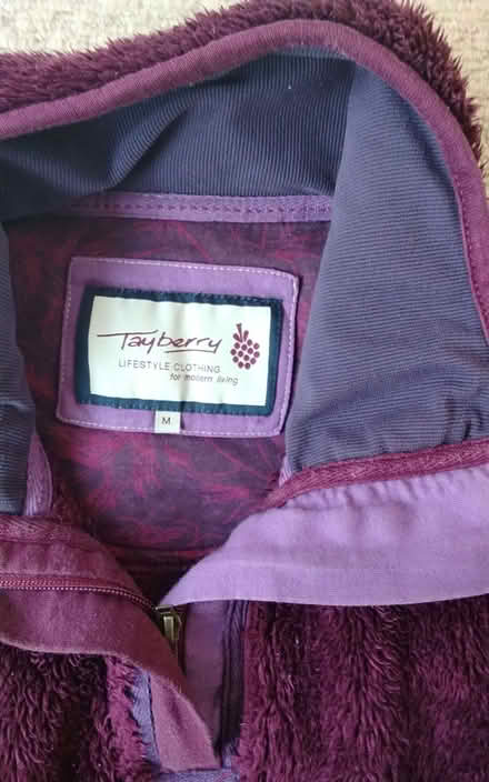 Photo of free Women's Tayberry Fleece Jumper M (Anchorsholme FY5) #3