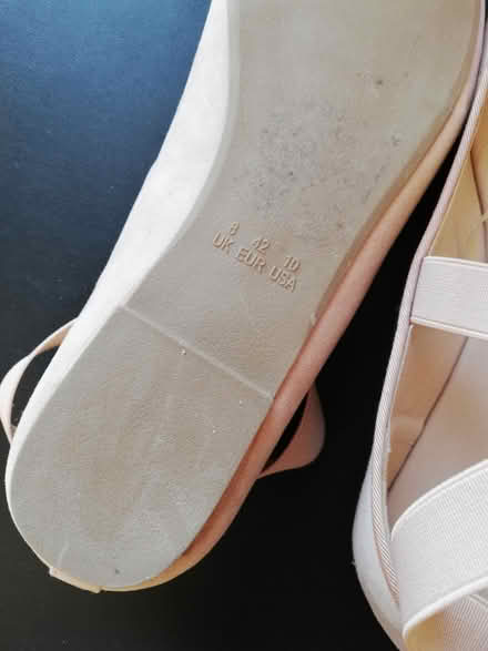 Photo of free Women's flat shoes size UK 8 (41) (NW10) #2