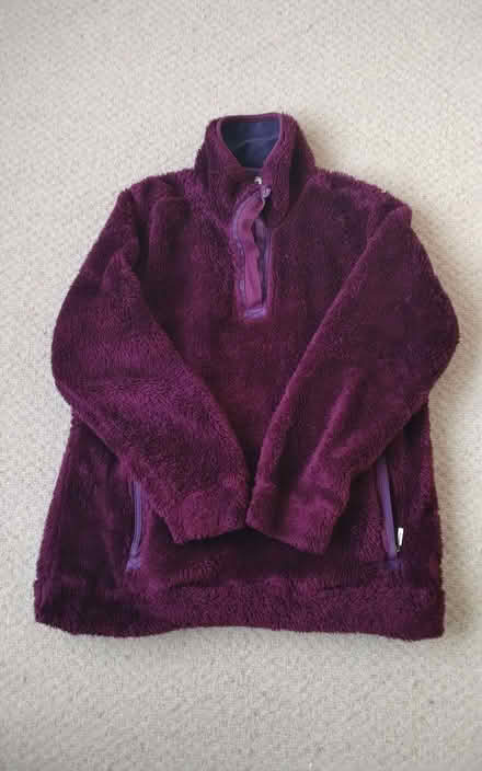 Photo of free Women's Tayberry Fleece Jumper M (Anchorsholme FY5) #1
