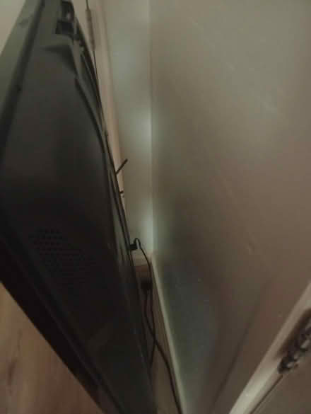 Photo of free Tv (East London) #3