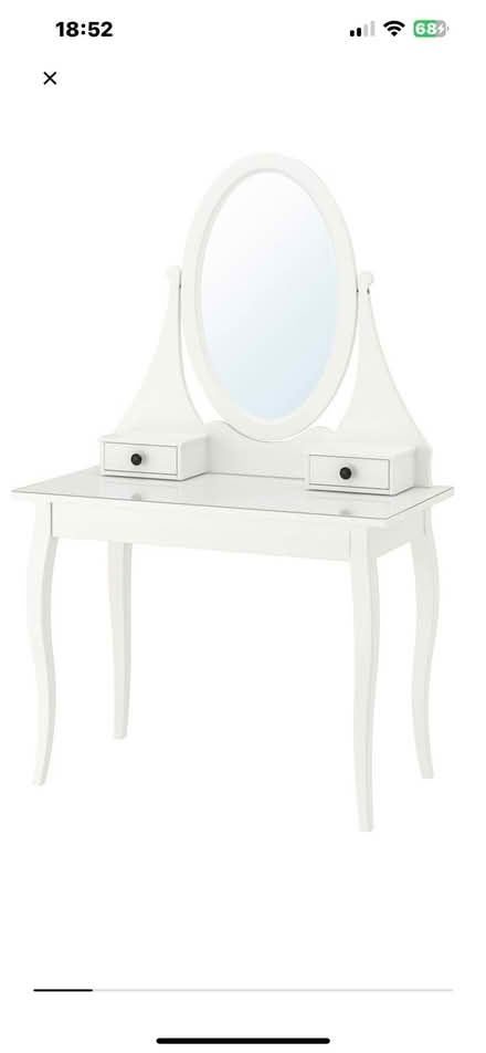 Photo of free Dressing Table with Mirror (Hall Farm Rd Woking) #1