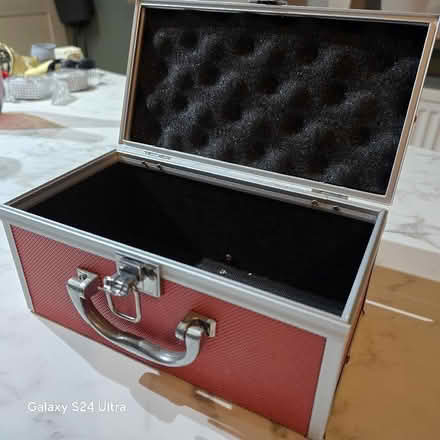 Photo of free Box (Greenwich Peninsula SE10) #3