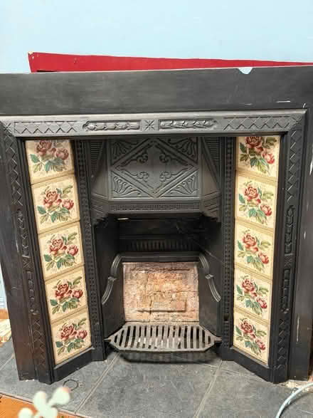 Photo of free Victorian cast iron fire place (Countesthorpe LE8) #4