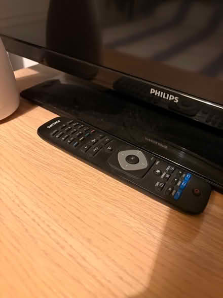 Photo of free TV 42 inches (brentry bristol) #2