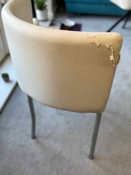 Photo of free Dining chairs x 4 (South Croydon CR2) #1