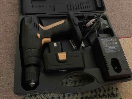 Photo of free Cordless drill with battery and charger (Micklefield HP13) #1