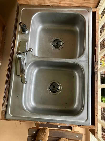 Photo of free Stainless Steel Sink (South Capitol neighborhood) #1