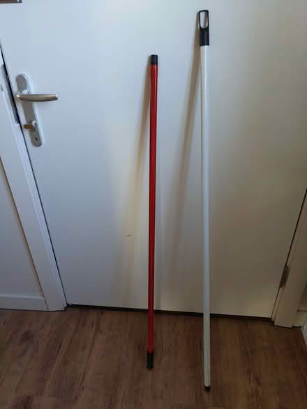 Photo of free New Mop head & old poles (Ewell KT19) #3
