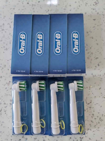 Photo of free Oral-B electric toothbrush heads (Handside, WGC, AL8) #1