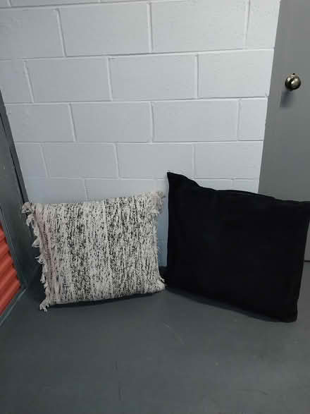 Photo of free Floor pillows, excellent condition (Edgewater) #4