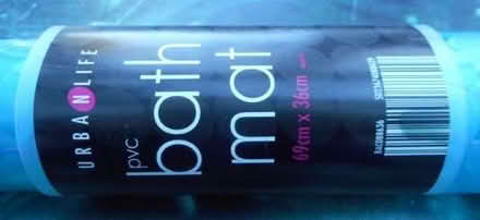 Photo of free bath / shower non-slip plastic mat (East Croydon CR0) #2