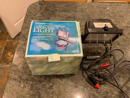 Photo of free car emergency / inspection lamp (Malvern Wells WR14) #4