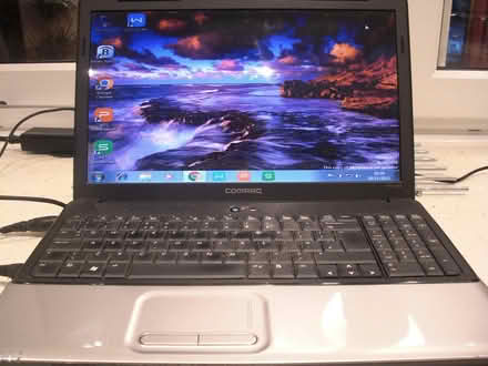 Photo of free HP Compaq W7 Laptop -reset to F.S (B90 shirley) #1