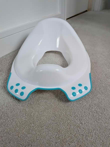 Photo of free Child's Toilet Seat (Hoddesdon EN11) #1