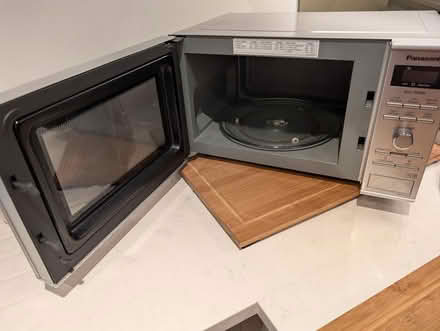 Photo of free Panasonic combi microwave (Ox129jx) #3