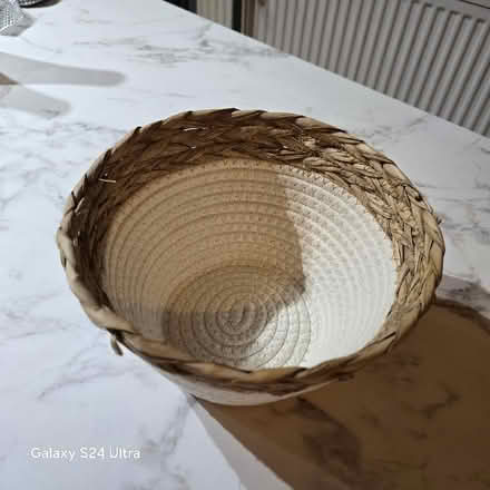 Photo of free Basket (Greenwich Peninsula SE10) #3