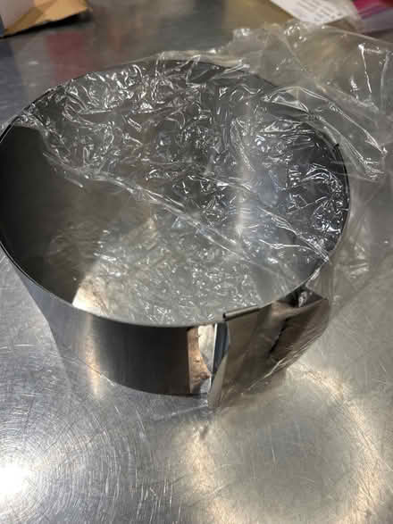 Photo of free Universal Cake Ring (Harmans) #2