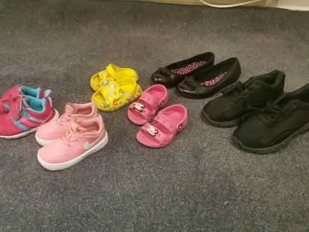 Photo of free Shoes (Idle BD10) #1