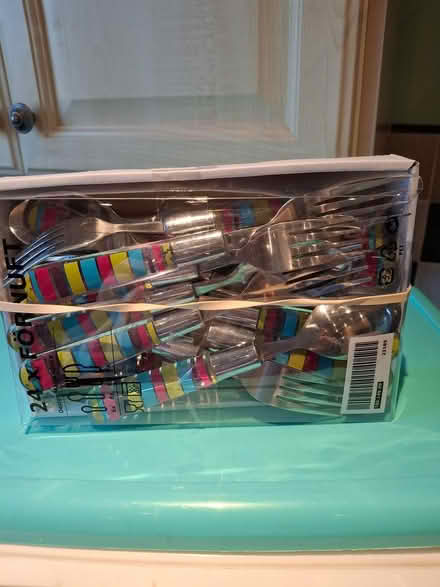 Photo of free cutlery set (cr04df) #1
