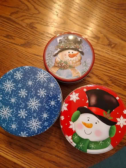Photo of free Small tins (Odenton) #1