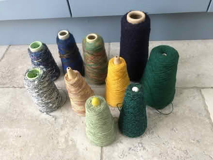 Photo of free Cones of wool (Steventon SY8) #1