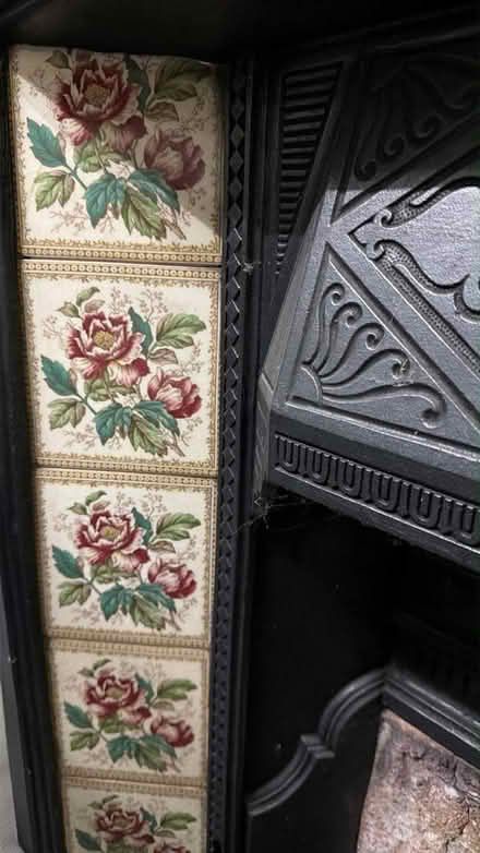 Photo of free Victorian cast iron fire place (Countesthorpe LE8) #1