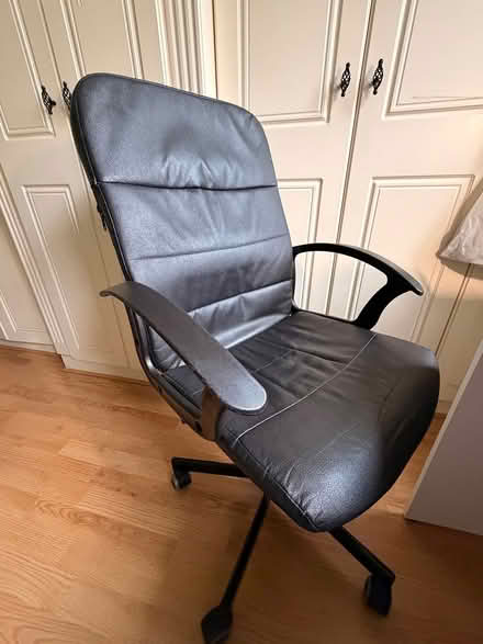 Photo of free Office chair (Wilton) #1