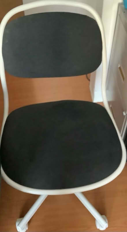 Photo of free Ikea Orfjall chair (Croydon) #1